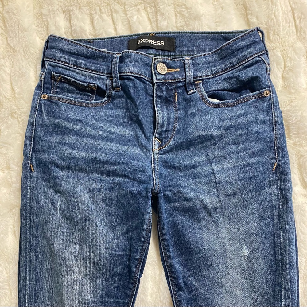 Express Mid Rise Jeans - Picture 2 of 4